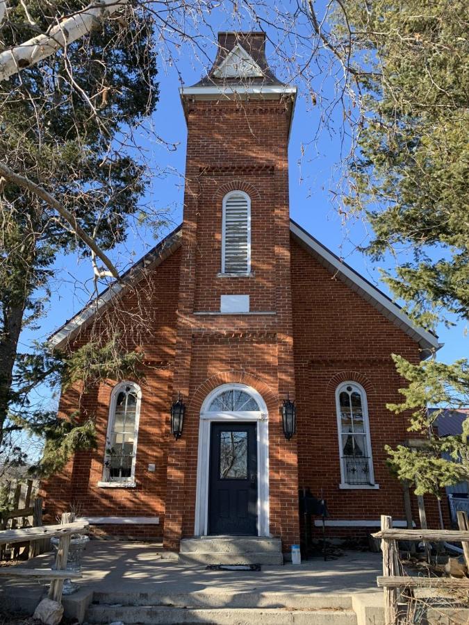 Holiday home The Edward County Church, A Unique Escape Belleville